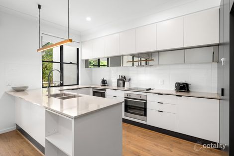 Property photo of 4/21 Noble Street Camp Hill QLD 4152