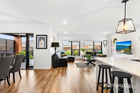Property photo of 49 Woorawa Drive Doreen VIC 3754