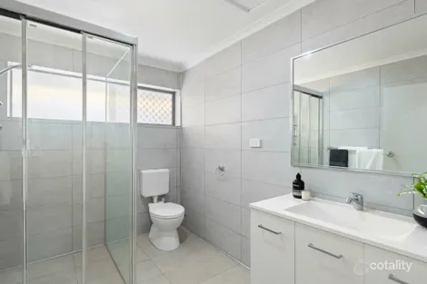 Property photo of 2 Vinca Street Runcorn QLD 4113