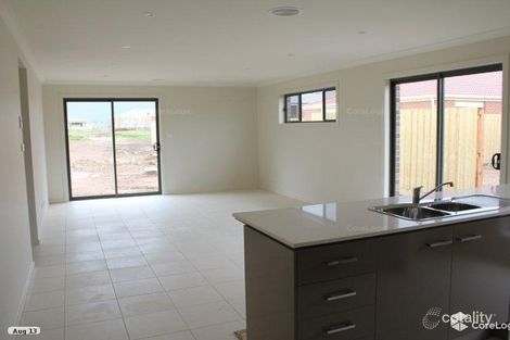 Property photo of 4 Greenleaf Circuit Tarneit VIC 3029