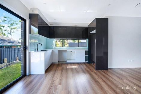 Property photo of 25 Waratah Crescent Macquarie Fields NSW 2564