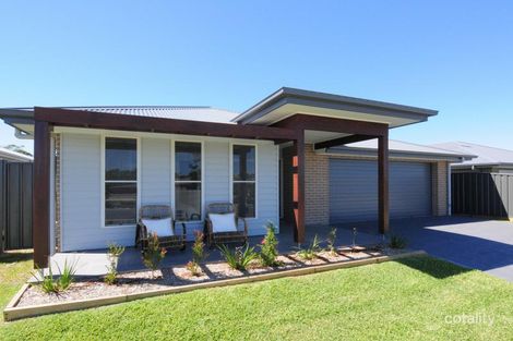 Property photo of 60 Seagrass Avenue Vincentia NSW 2540