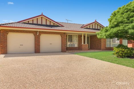 19 Fairbairn St, Glenroy, NSW 2640