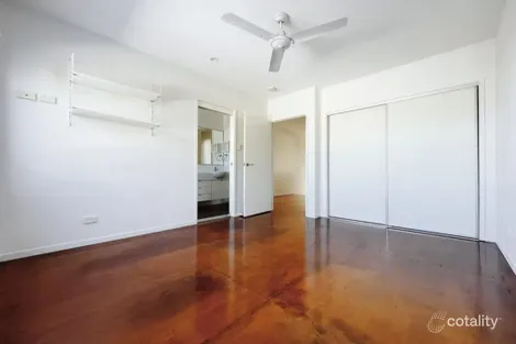 Property photo of 11 Emily Way Varsity Lakes QLD 4227