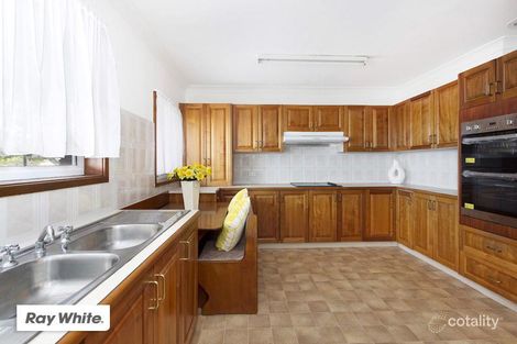 Property photo of 26 Arvenis Crescent Balgownie NSW 2519