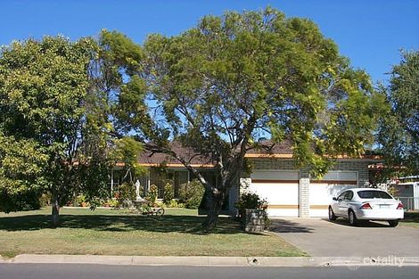 82 Dunn Rd, Avenell Heights, QLD 4670