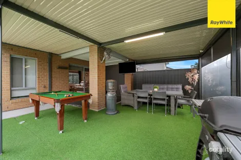 Property photo of 10 Finniss Avenue Cobblebank VIC 3338