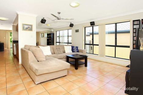 Property photo of 1/50 Inwood Circuit Merrimac QLD 4226