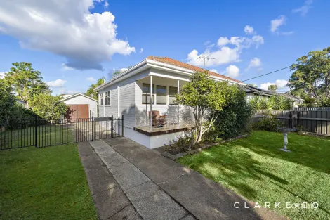 10 Irving St, Beresfield, NSW 2322