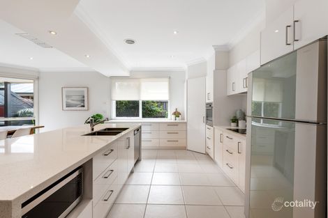 Property photo of 18 Lakeland Drive Doreen VIC 3754