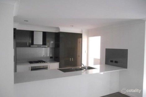 Property photo of 46 Waterfern Way Ripley QLD 4306