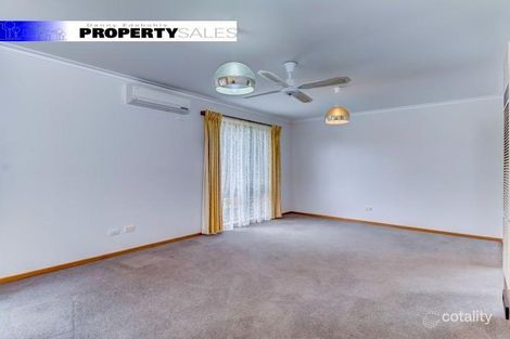Property photo of 2/4-5 Baxter Court Moe VIC 3825