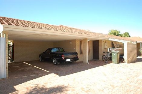 Property photo of 2/30 Moldavia Street Tuart Hill WA 6060