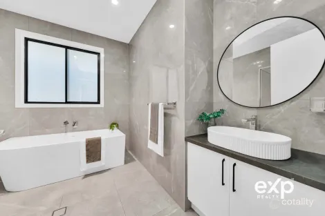 Property photo of 20B Yarnbrook Street Davoren Park SA 5113