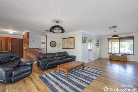 19 Champion Rd, Lesmurdie, WA 6076