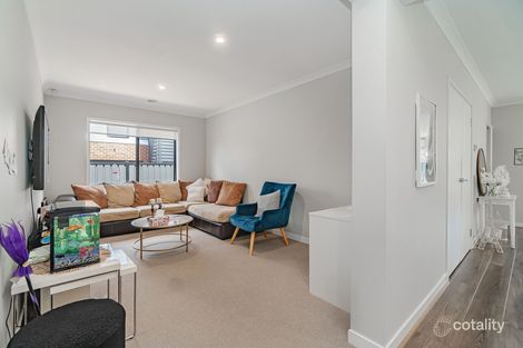 Property photo of 3 Bolwarra Street Craigieburn VIC 3064