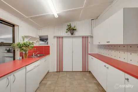 Property photo of 11 Inter Street North Toowoomba QLD 4350