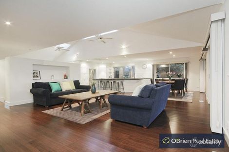 Property photo of 16 Breyleigh Drive Pakenham VIC 3810