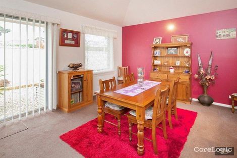 Property photo of 23 Macquarie Circuit Pakenham VIC 3810