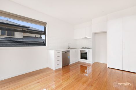 Property photo of 2/5 Northumberland Road Pascoe Vale VIC 3044