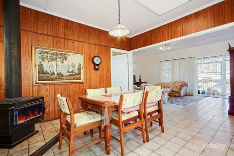 26 Crawford Rd, Wynnum West, QLD 4178