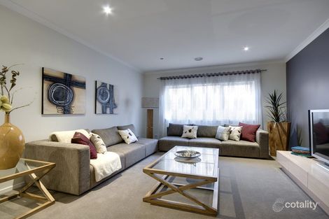 Property photo of 18 Eureka Drive Manor Lakes VIC 3024