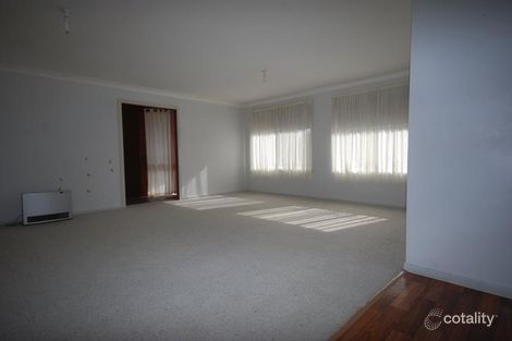 Property photo of 9 Canola Place Estella NSW 2650