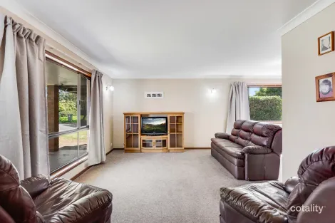 Property photo of 18 Maplewood Drive Darling Heights QLD 4350