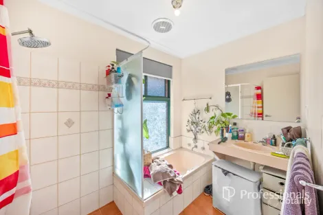 Property photo of 6 Triller Close Geographe WA 6280