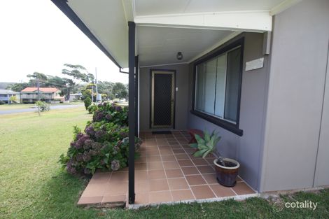 Property photo of 3 The Parapet Manyana NSW 2539