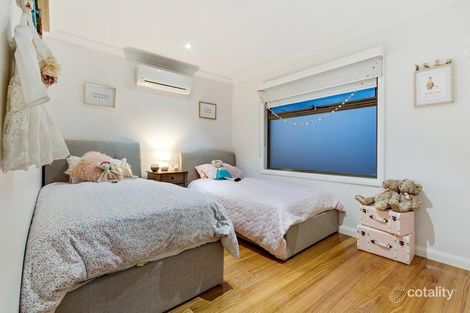 Property photo of 2/117 Henty Street Reservoir VIC 3073