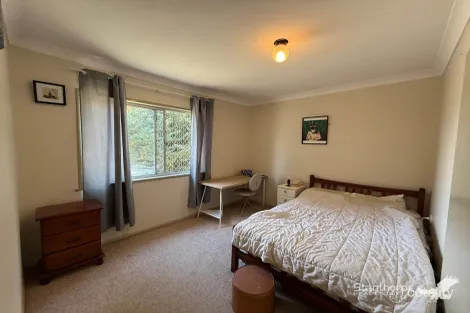 Property photo of 5 Leslie Parade Stanthorpe QLD 4380