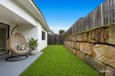 Property photo of 9 Hill Drive Pimpama QLD 4209
