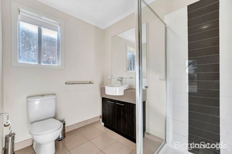 Property photo of 23 Kalorama Street Tarneit VIC 3029