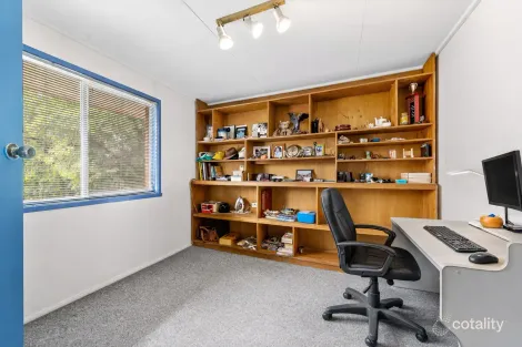 Property photo of 6 Castle Street Goodna QLD 4300