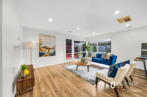 Property photo of 24 Bokissa Drive Frankston VIC 3199