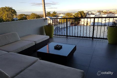 Property photo of 7/165 Gladstone Road Highgate Hill QLD 4101