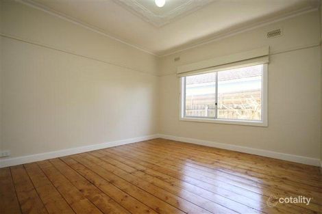 Property photo of 17 Rosshire Road Newport VIC 3015