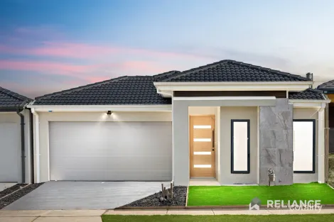 Property photo of 21 Trapdoor Street Wyndham Vale VIC 3024