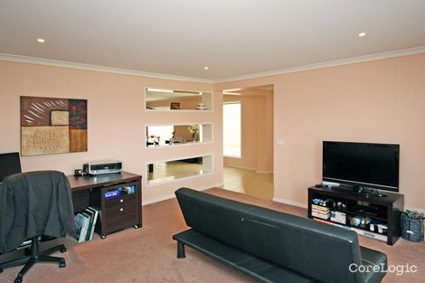Property photo of 31 Tyndall Street Cranbourne East VIC 3977