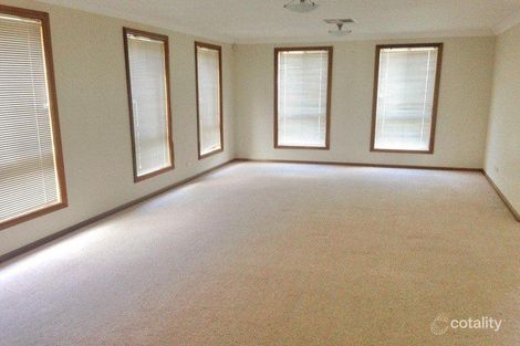 Property photo of 32 Heritage Heights Circuit St Helens Park NSW 2560