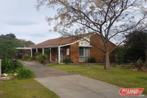 Property photo of 3 Lorraine Court Pakenham VIC 3810