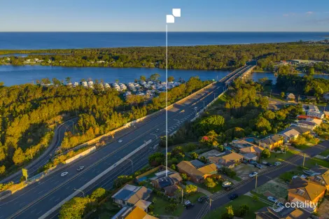 Property photo of 32 Summit Drive Banora Point NSW 2486