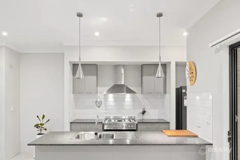 Property photo of 35 Barrow Street Springfield Lakes QLD 4300