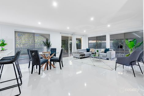 Property photo of 31 Lakeside Crescent Forest Lake QLD 4078