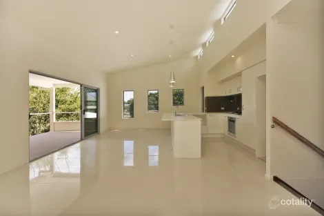 64a Enoggera Rd, Newmarket, QLD 4051