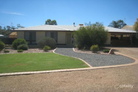 6 Third St, Napperby, SA 5540