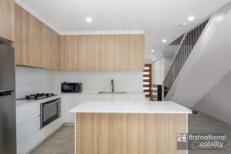 Property photo of 3/8 Carinya Road Girraween NSW 2145
