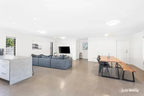 Property photo of 28 Red Emperor Way Lammermoor QLD 4703