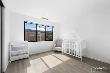 Property photo of 10 Ginger Crescent Mickleham VIC 3064